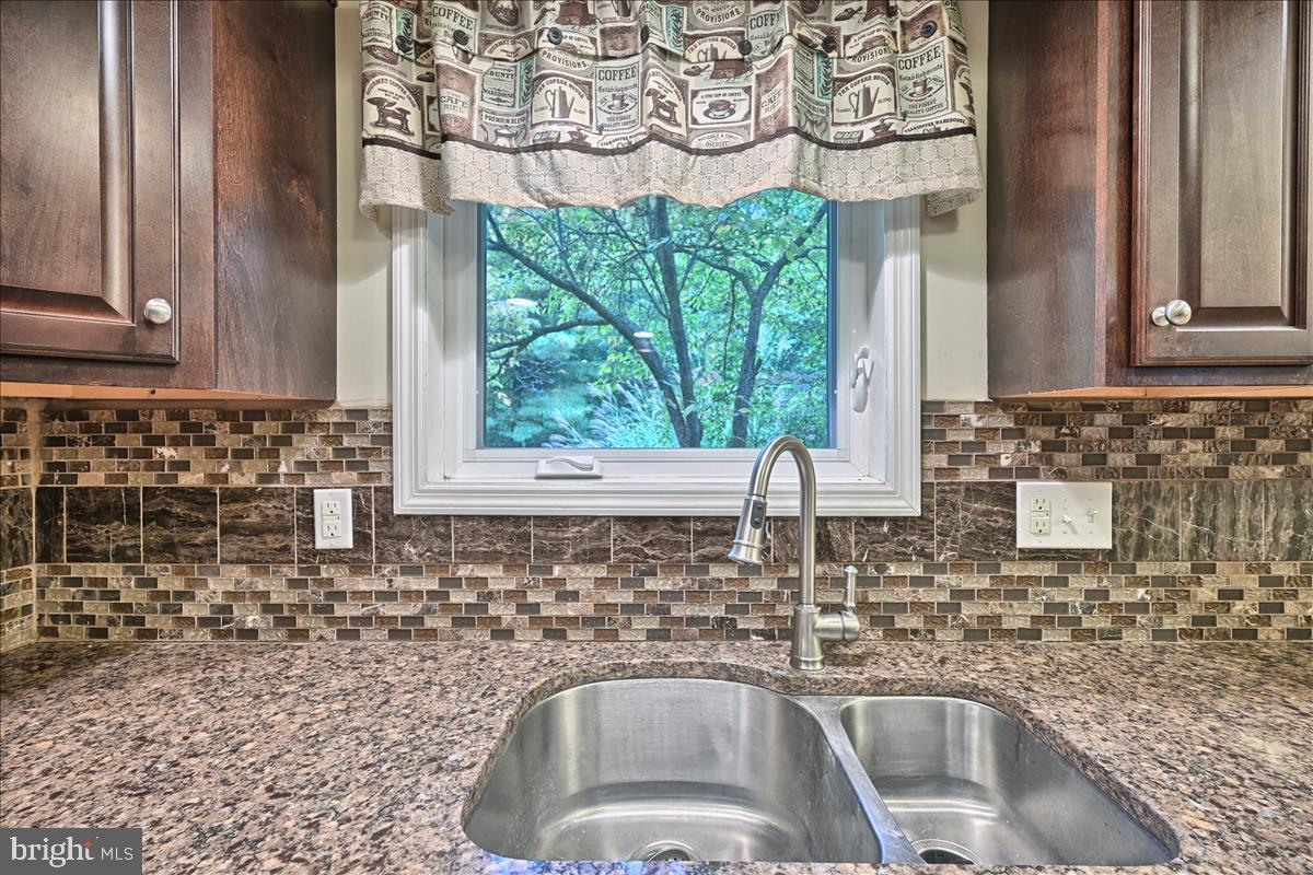 4625 Fargreen Road Harrisburg, PA 17110 - Photo 10 of 45 Gallery Image 10