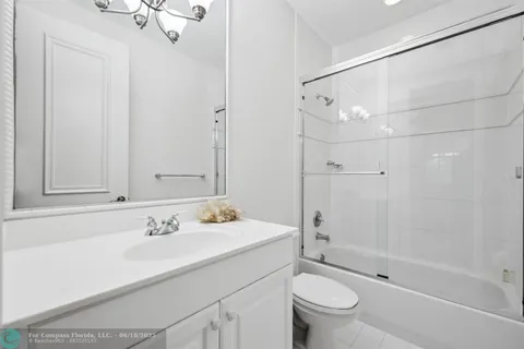 $2,499,999 | 2753 West Stonebrook Circle, Davie, FL 33330