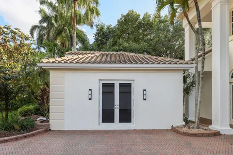 $2,499,999 | 2753 West Stonebrook Circle, Davie, FL 33330