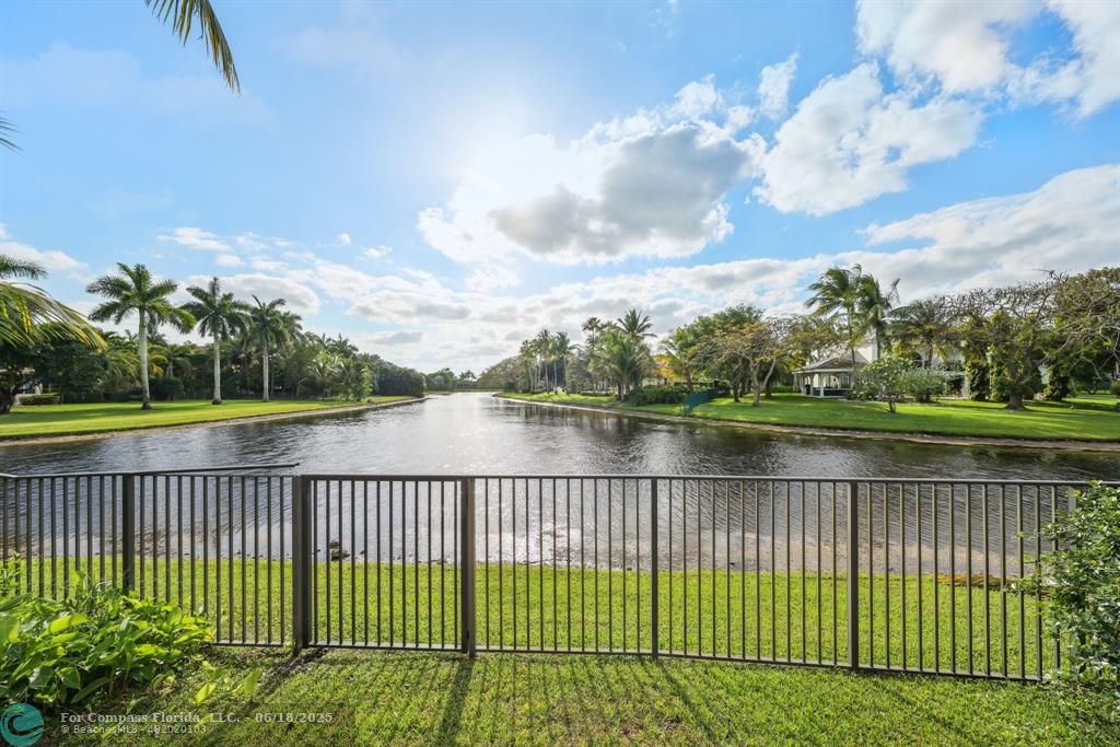 2753 West Stonebrook Circle Davie, FL 33330 - Photo 59 of 88 a view of lake