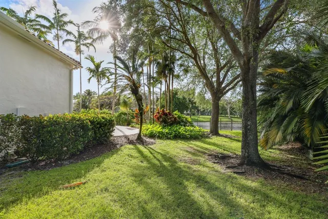 $2,499,999 | 2753 West Stonebrook Circle, Davie, FL 33330