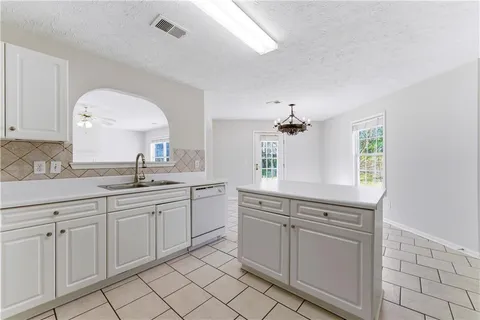 $325,000 | 45 Waterloo Court, Hiram, GA 30141