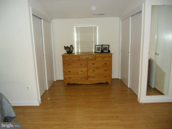 10011 Sutherland Road Silver Spring, MD 20901 - Photo 9 of 18 Interior (General)
