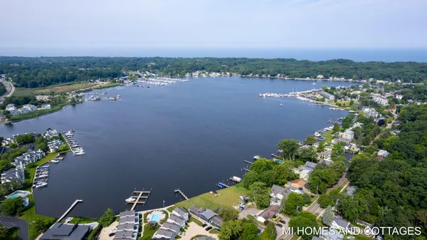 $1,489,800 | 702 Lake Street, Saugatuck, MI 49453