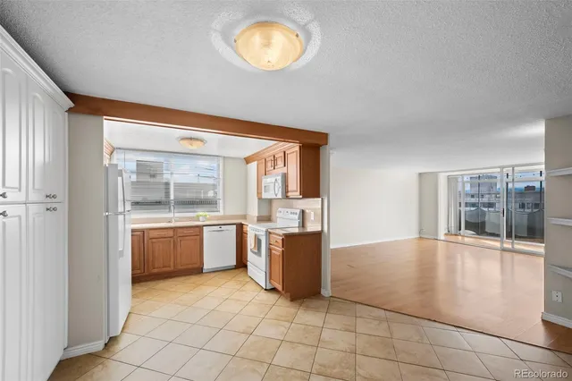 $1,995 | 1155 Ash Street, Unit 1101, Denver, CO 80220