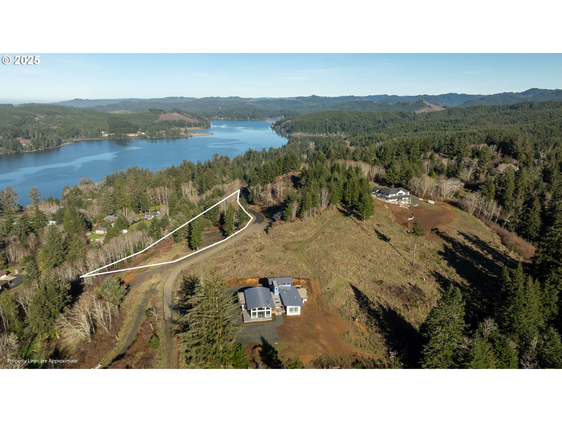 Fiddle Back Road, Unit 3705 North Bend, OR 97459 - Photo 11 of 23 a view of a city