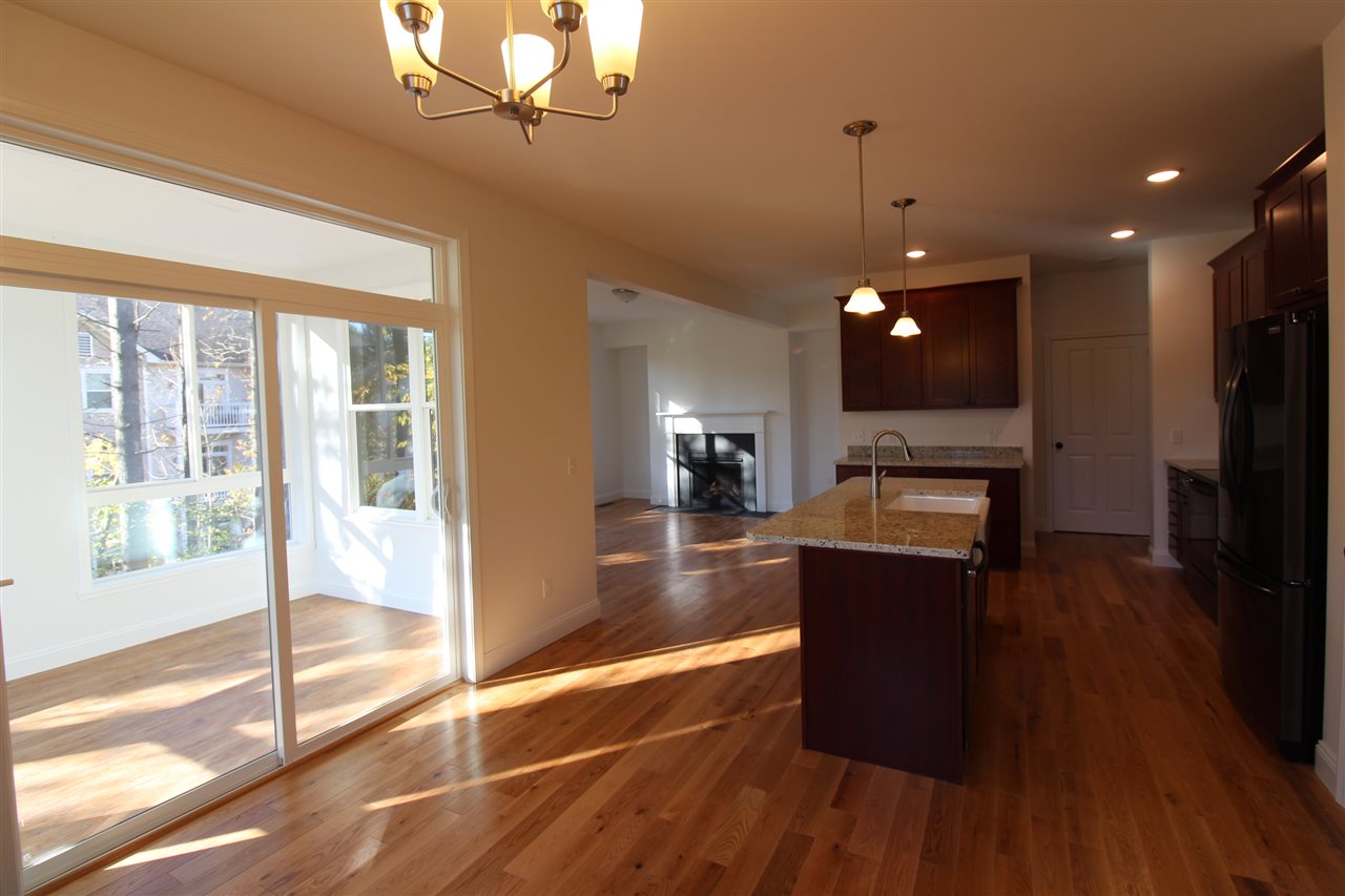 239 Obrien Farm Road South Burlington, VT 05403 - Photo 4 of 32 Gallery Image 4