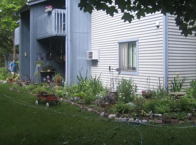 $755 | 305 North Walnut Street, Greenville, MI 48838