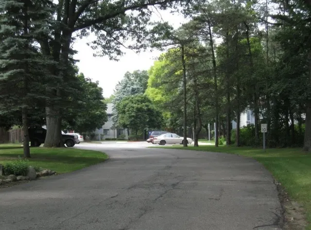 $755 | 305 North Walnut Street, Greenville, MI 48838