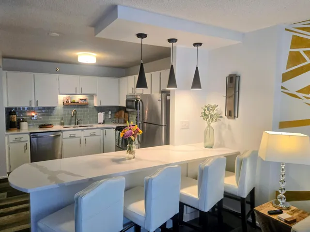 $1,800 | 121 South Washington Avenue, Unit 709, Minneapolis, MN 55401