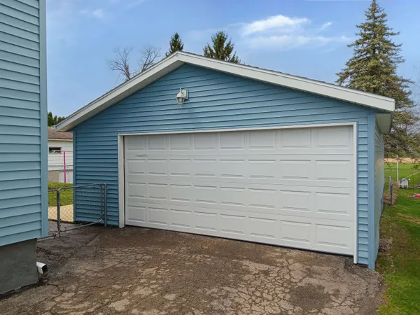 $225,000 | 828 South Spring Street, Beaver Dam, WI 53916