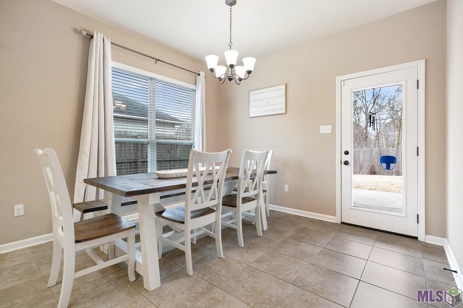 42314 Marblestone Avenue Prairieville, LA 70769 - Photo 5 of 11