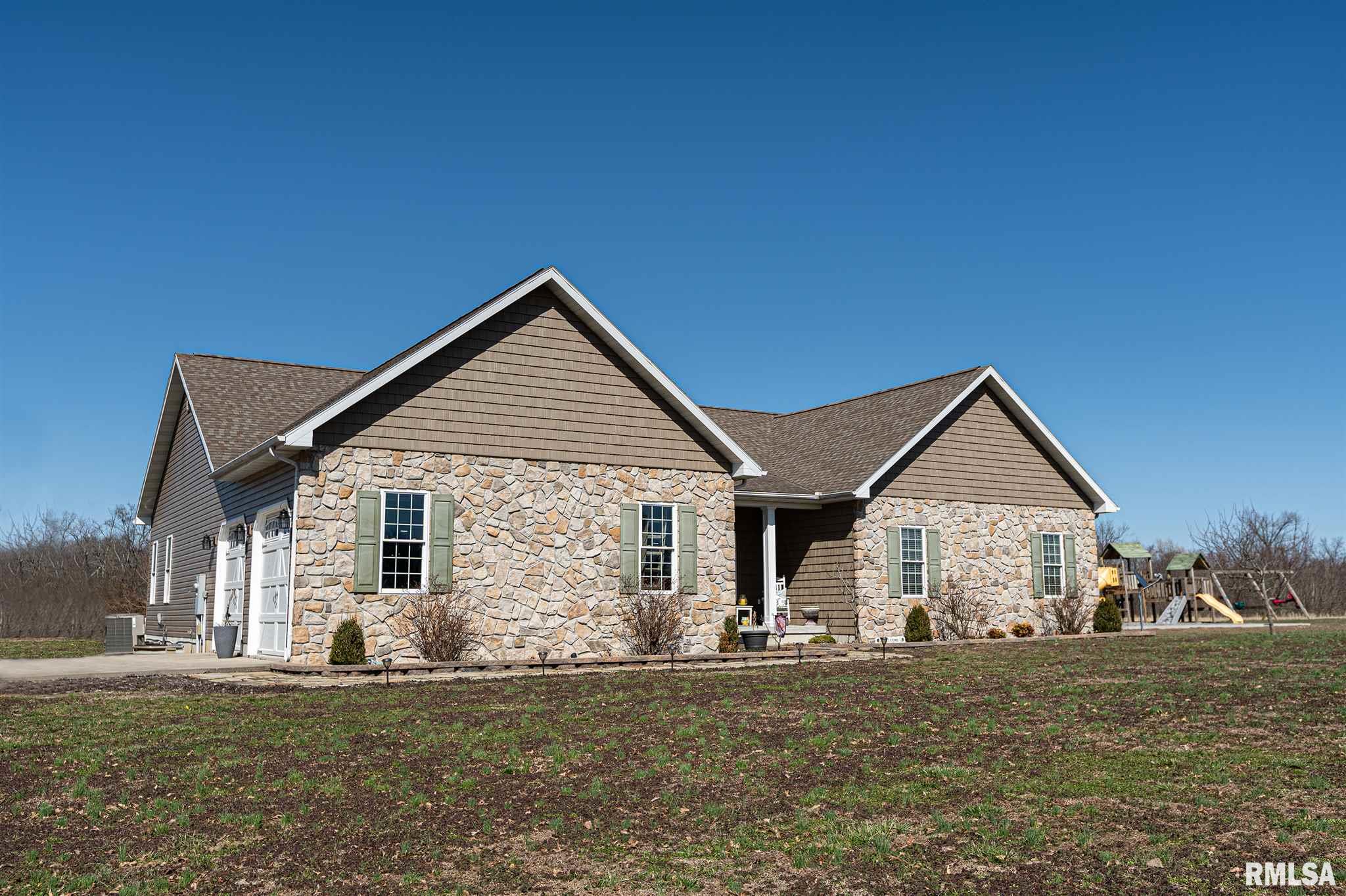 1847 Christopher Lake Road Mulkeytown, IL 62865 - Photo 2 of 40