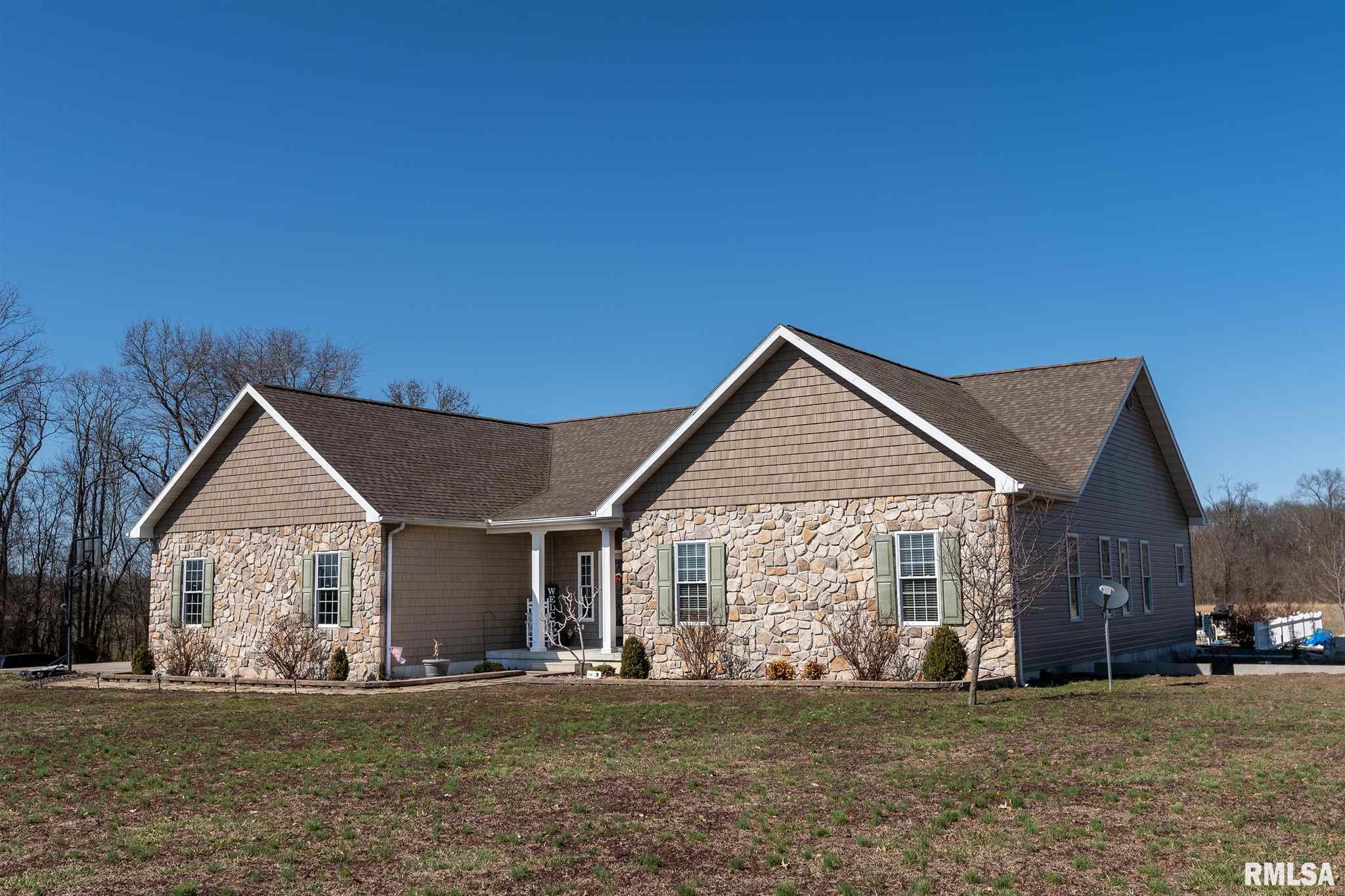 1847 Christopher Lake Road Mulkeytown, IL 62865 - Photo 3 of 40