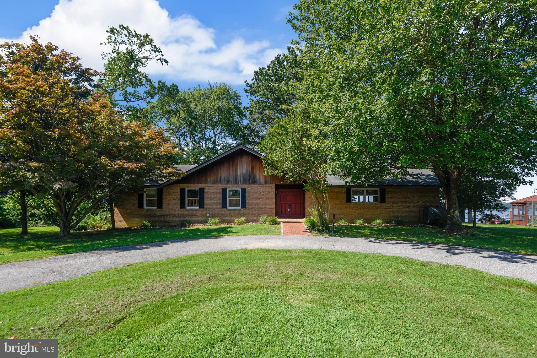4096 Cadle Creek Road Edgewater, MD 21037 - Photo 3 of 35 Gallery Image 3