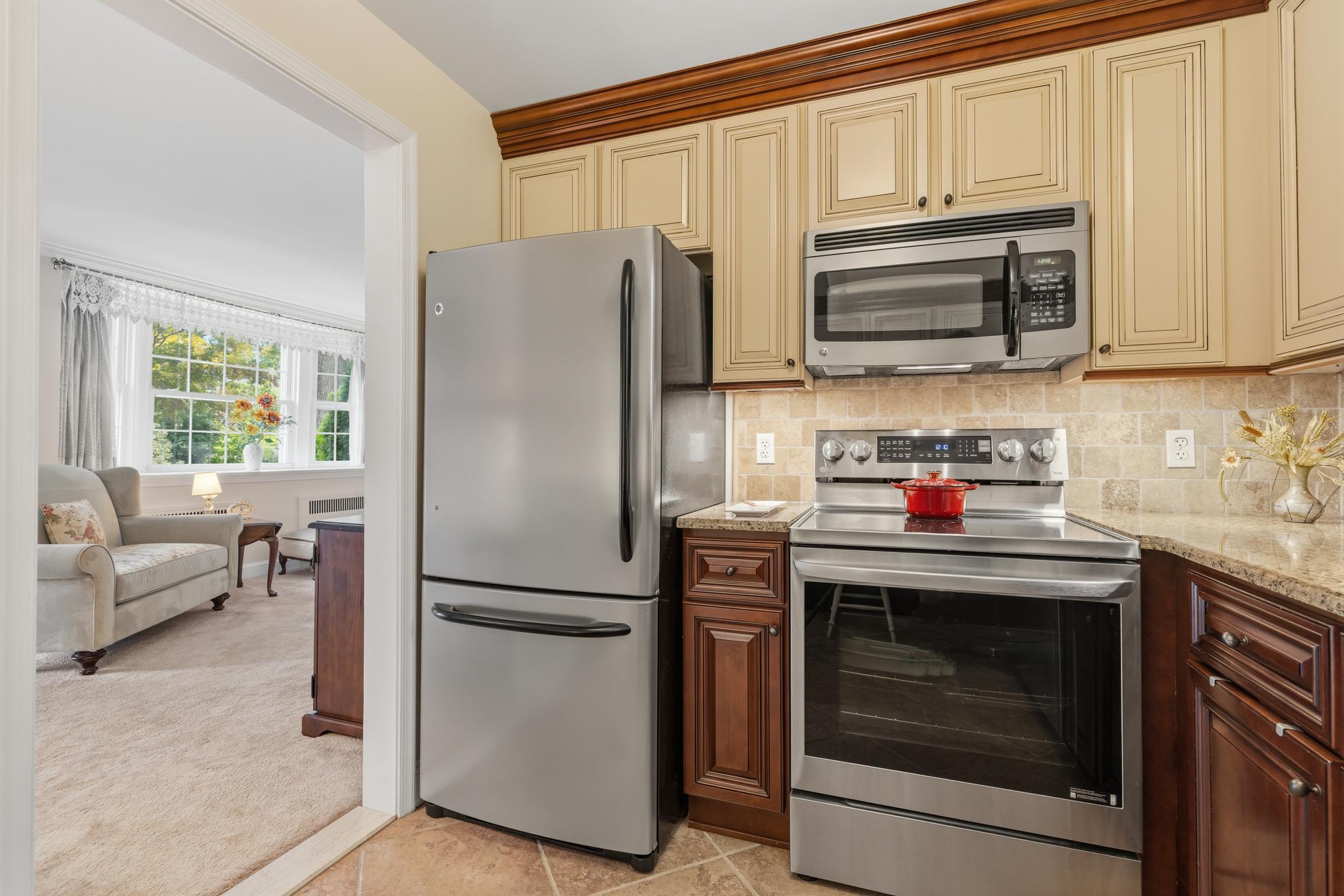 21 West Chelfield Road Glenside, PA 19038 - Photo 13 of 51 updated kitchen with stainless steel appliances