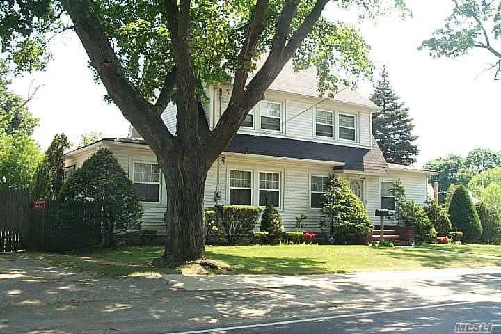 368 Melville Road Farmingdale, NY 11735 - Photo 1 of 1 a front view of house with yard