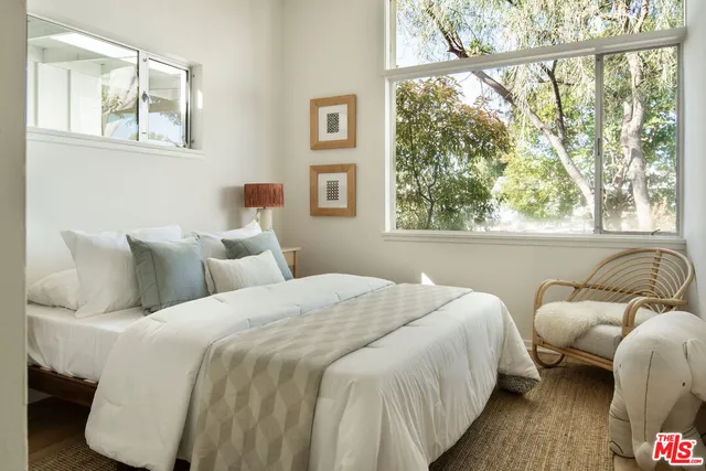 $1,497,000 | 6006 Babbitt Avenue, Encino, CA 91316