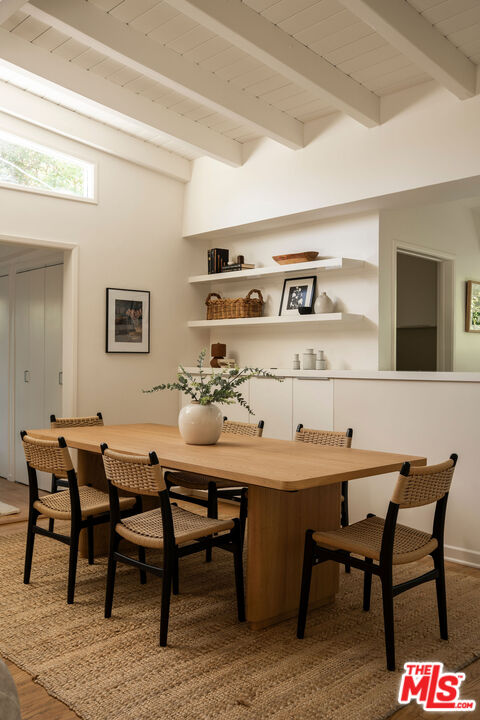 6006 Babbitt Avenue Encino, CA 91316 - Photo 8 of 32 a view of a dining room with furniture