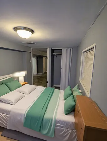$315,000 | 8601 South Kingston Avenue, Chicago, IL 60617