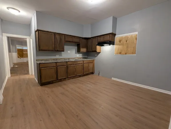 $315,000 | 8601 South Kingston Avenue, Chicago, IL 60617