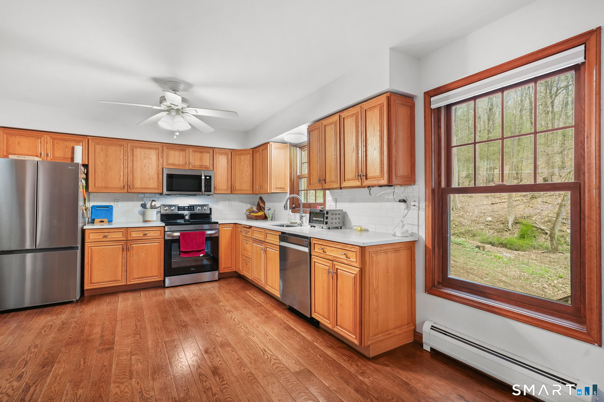 85 Buckingham Road Seymour, CT 06483 - Photo 11 of 40