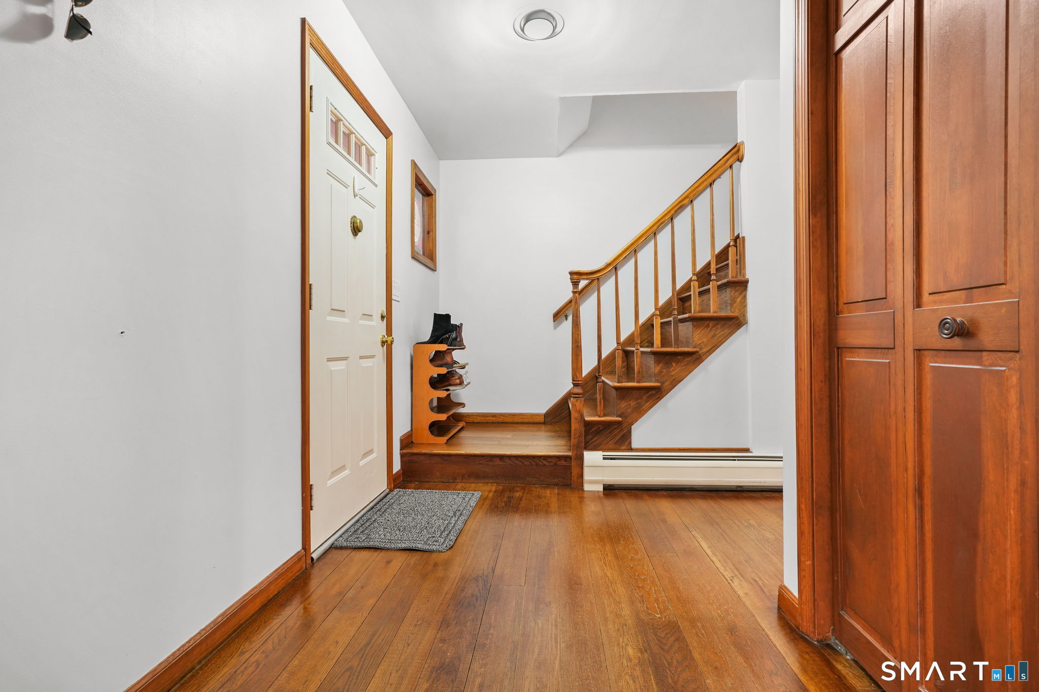 85 Buckingham Road Seymour, CT 06483 - Photo 3 of 40