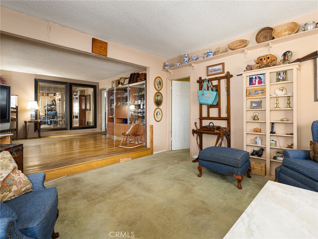 329 East Maple Avenue El Segundo, CA 90245 - Photo 6 of 8