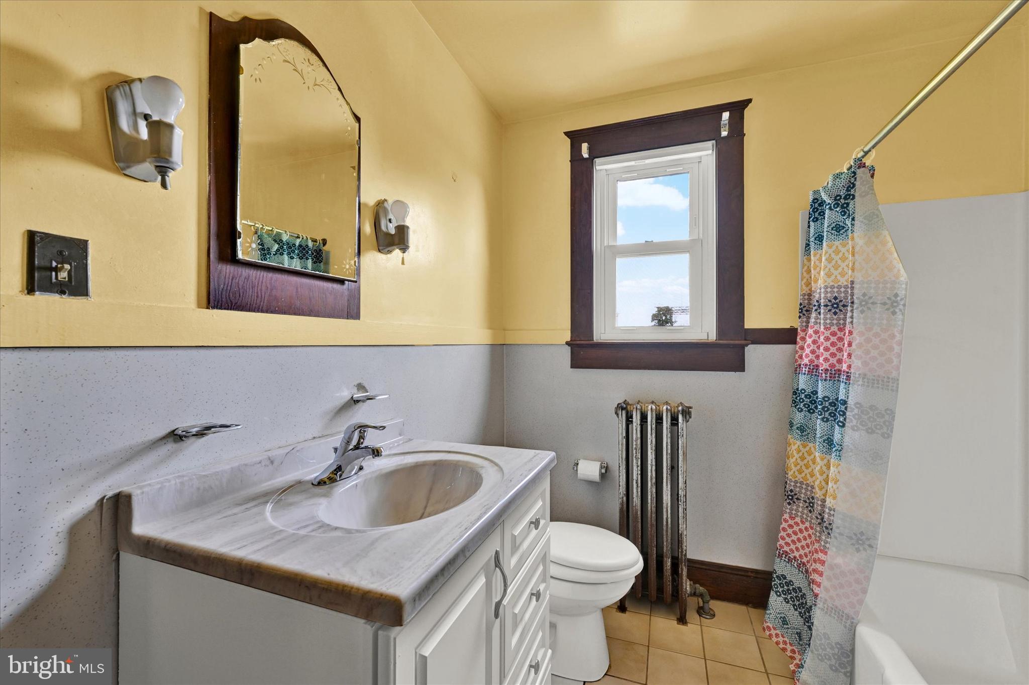 1631 Perryman Road Aberdeen, MD 21001 - Photo 19 of 36 2nd floor bath