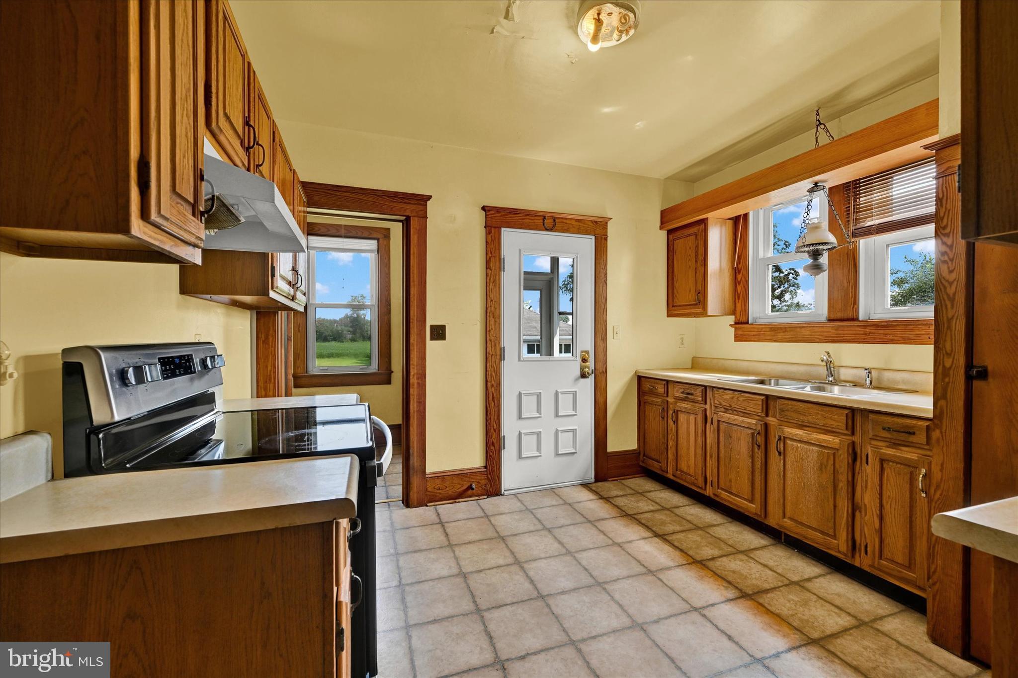 1631 Perryman Road Aberdeen, MD 21001 - Photo 8 of 36