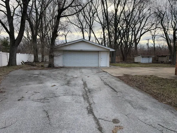 $189,900 | 15441 East End Street, Dolton, IL 60419