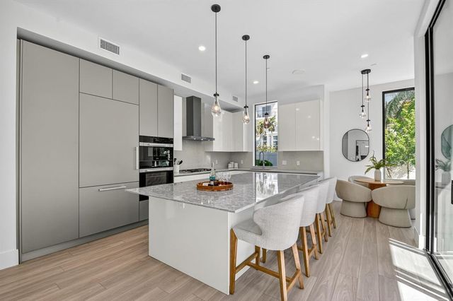 $3,599,000 | 204 Osceola Park Lane, Delray Beach, FL 33483