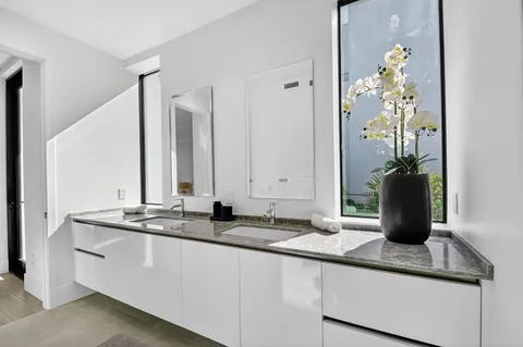 $3,599,000 | 204 Osceola Park Lane, Delray Beach, FL 33483