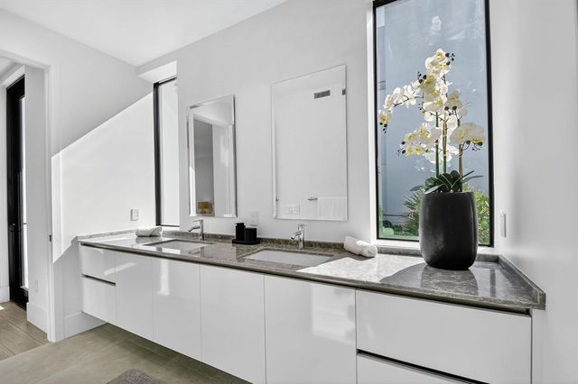 $3,599,000 | 204 Osceola Park Lane, Delray Beach, FL 33483