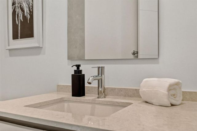 $3,599,000 | 204 Osceola Park Lane, Delray Beach, FL 33483