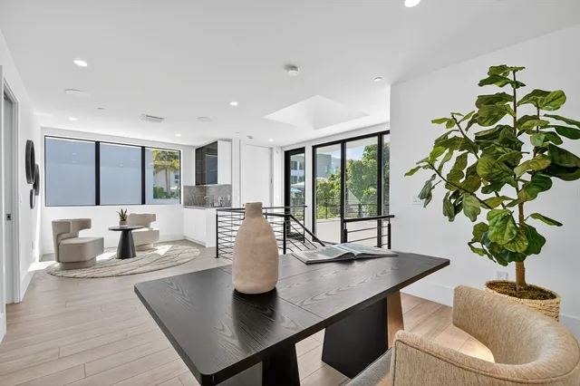 $3,599,000 | 204 Osceola Park Lane, Delray Beach, FL 33483