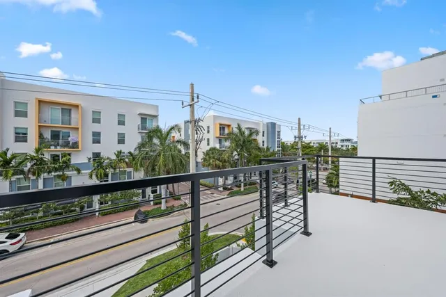 $3,599,000 | 204 Osceola Park Lane, Delray Beach, FL 33483