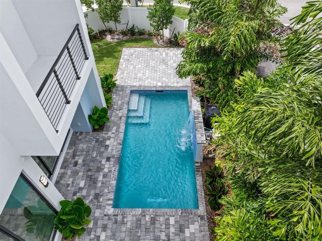 $3,599,000 | 204 Osceola Park Lane, Delray Beach, FL 33483