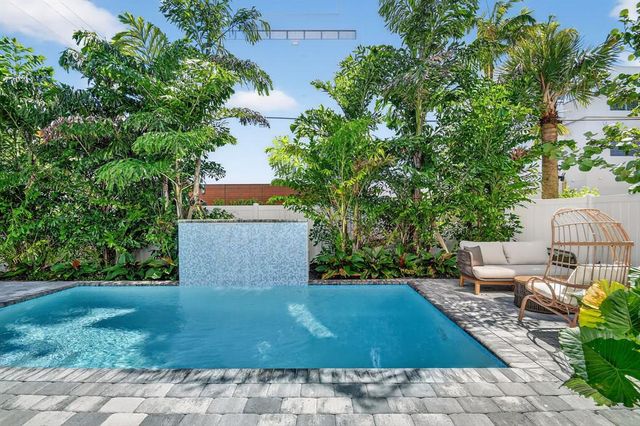 $3,599,000 | 204 Osceola Park Lane, Delray Beach, FL 33483