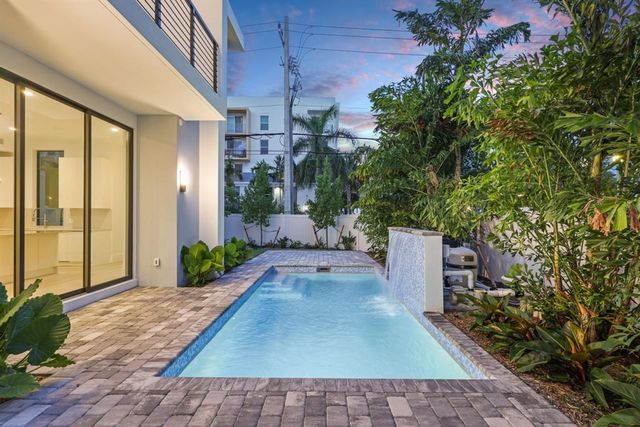 $3,599,000 | 204 Osceola Park Lane, Delray Beach, FL 33483