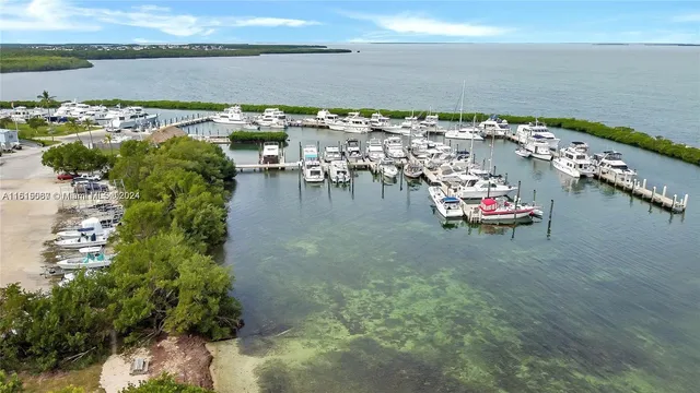 $685,000 | 87200 Overseas Highway, Unit V9, Islamorada, FL 33036