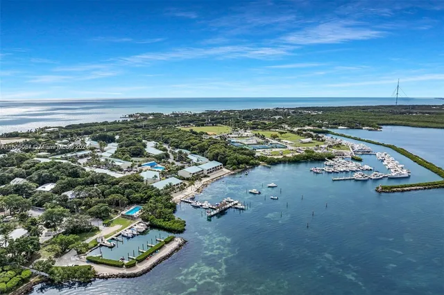 $685,000 | 87200 Overseas Highway, Unit V9, Islamorada, FL 33036