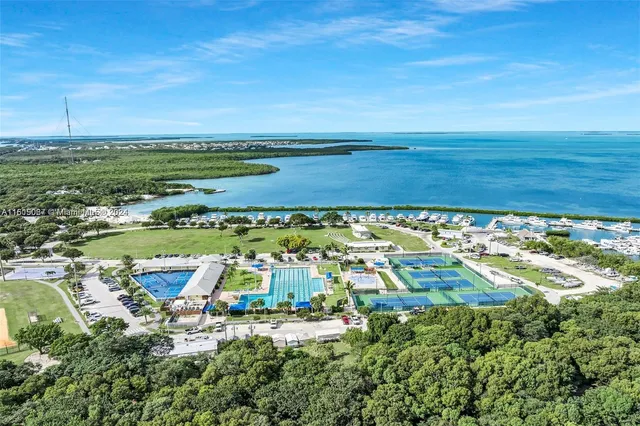 $685,000 | 87200 Overseas Highway, Unit V9, Islamorada, FL 33036