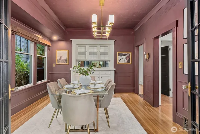 $1,550,000 | 2553 5th Avenue North, Seattle, WA 98109