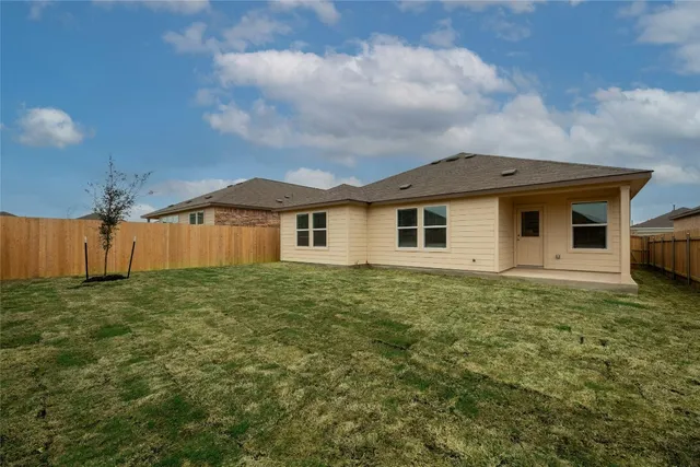 $1,995 | 443 Sebring Circle, Hutto, TX 78634