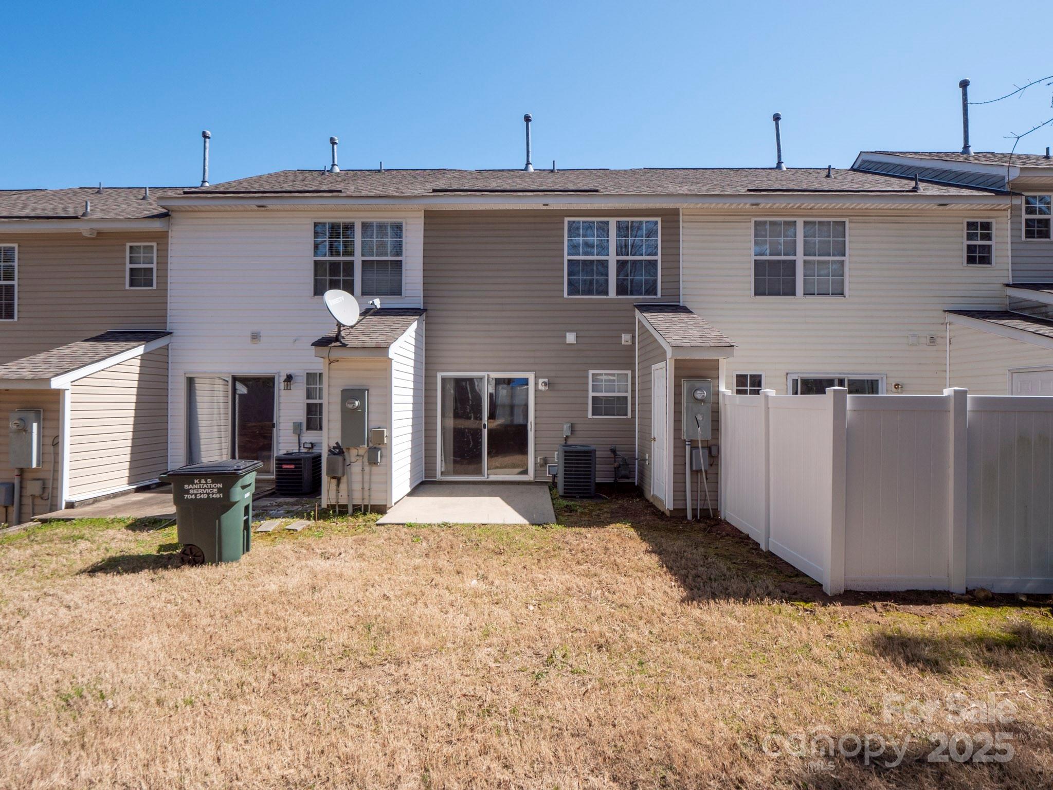 3209 Blythe Ridge Court Charlotte, NC 28213 - Photo 25 of 31 a view of a house with a patio