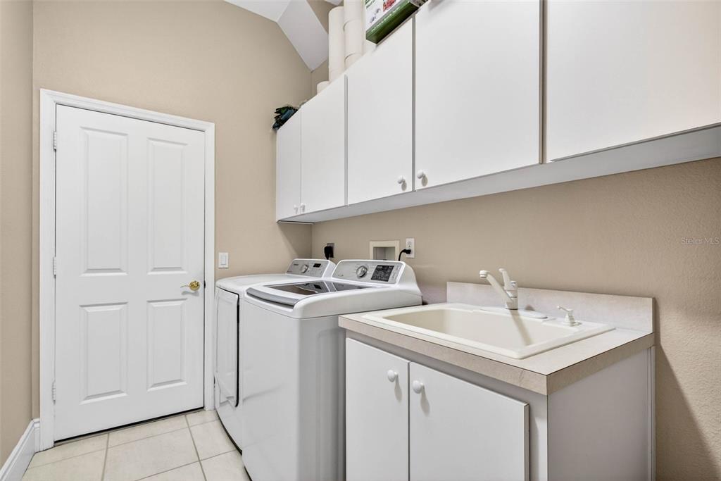 10211 Ridge Top Loop Weeki Wachee, FL 34613 - Photo 52 of 76