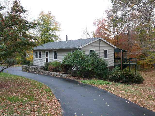 9 Boughton Road Old Lyme, CT 06371 - Photo 1 of 1 Exterior Front.
