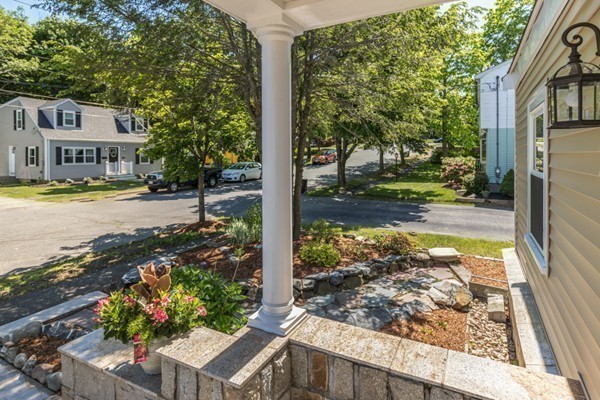 11 Alden Road Peabody, MA 01960 - Photo 3 of 30 Gallery Image 3