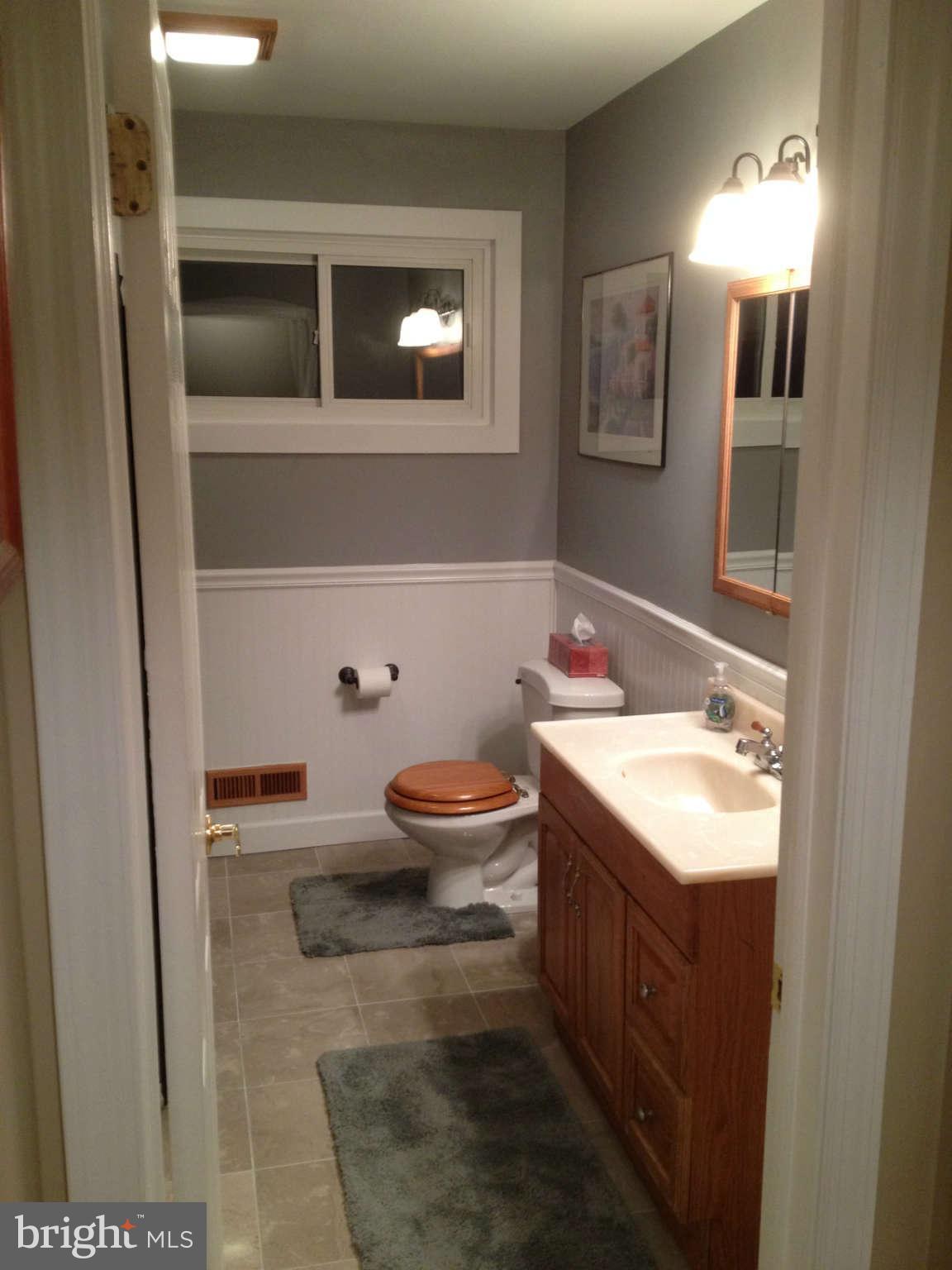 105 Charmuth Road Lutherville-Timonium, MD 21093 - Photo 10 of 14 Bath